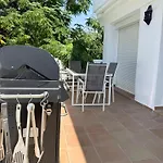 West-facing Penthouse Roof Terrace Overlooking Pool Walk To Tennis And Golf *