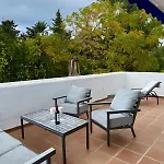 아파트 West-facing Penthouse Roof Terrace Overlooking Pool Walk To Tennis And Golf 에스테포나