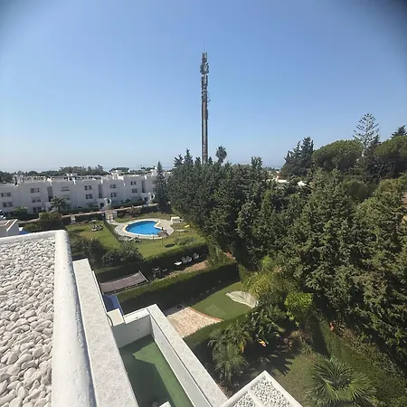 דירה West-facing Penthouse Roof Terrace Overlooking Pool Walk To Tennis And Golf In Benavista