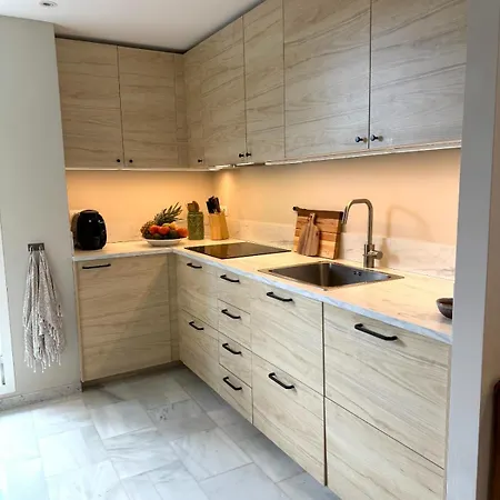 דירה West-facing Penthouse Roof Terrace Overlooking Pool Walk To Tennis And Golf In Benavista