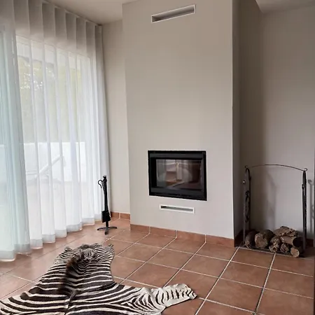 West-facing Penthouse Roof Terrace Overlooking Pool Walk To Tennis And Golf In Benavista דירה