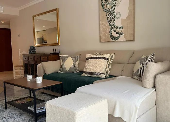 Apartman Sun Gardens El Paraiso 2 Bed Duplex Penthouse With Large Solarium And Sea Views Estepona