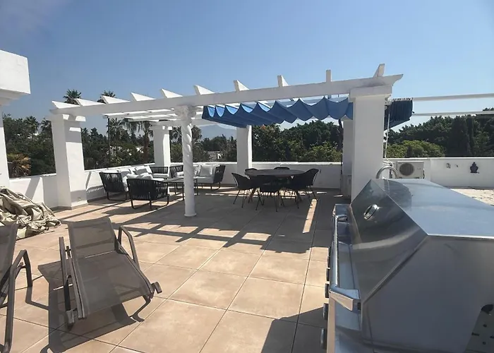 Sun Gardens El Paraiso 2 Bed Duplex Penthouse With Large Solarium And Sea Views Estepona